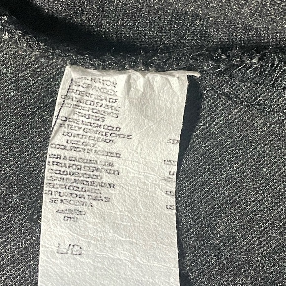 Hybrid and Company grey ruffled cotton blazer, jacket, size Large. - Picture 7 of 7